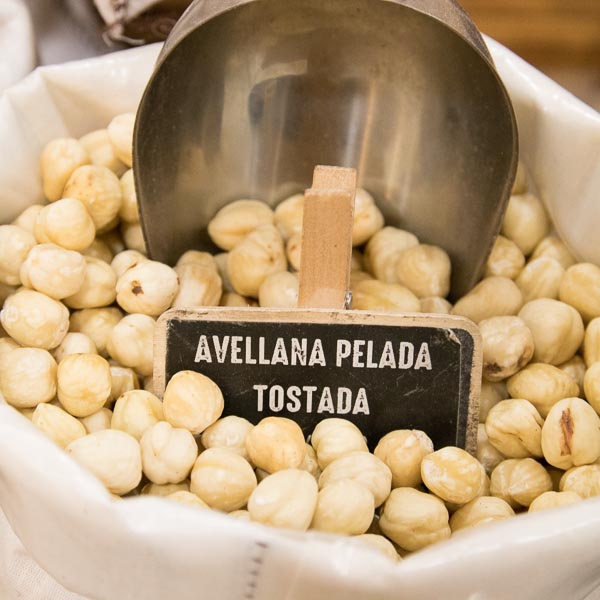 Avellana pelada tostada a granel