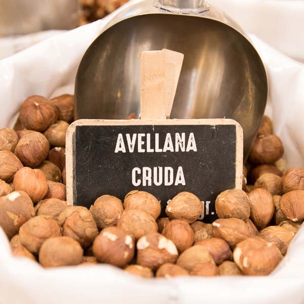 Avellanas crudas a granel