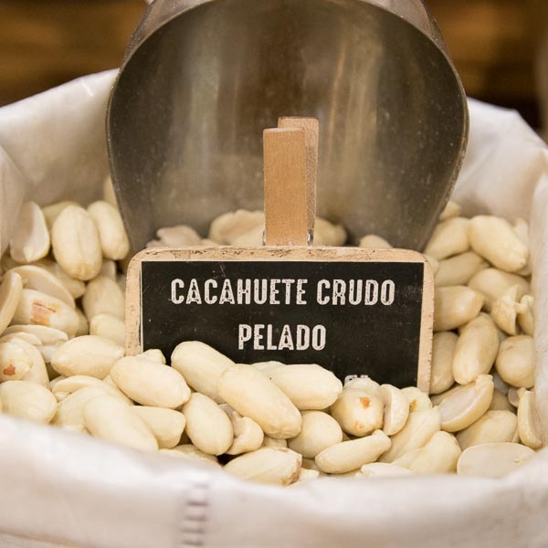 Cacahuete crudo pelado