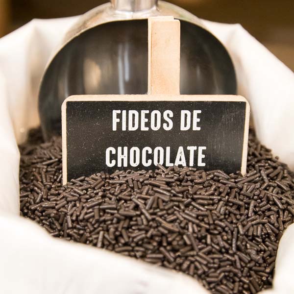 Fideos de chocolate a granel
