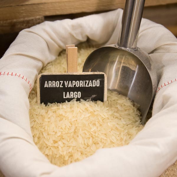 Arroz vaporizado largo a granel
