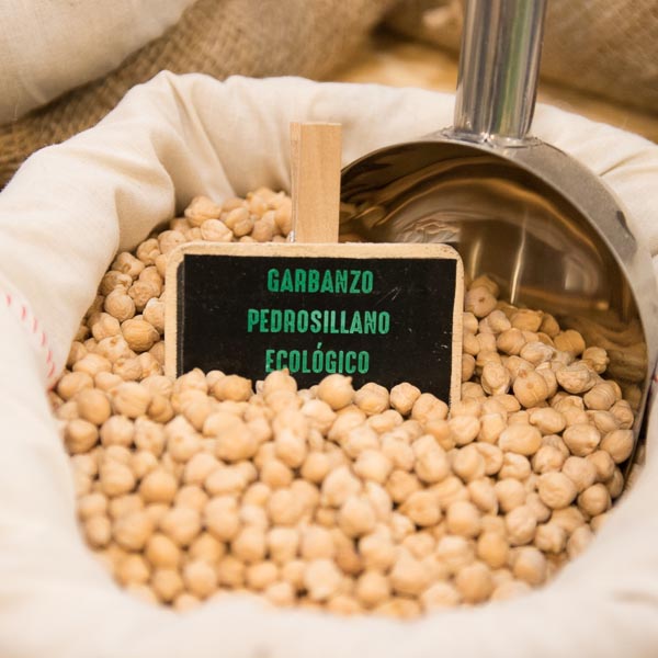 Garbanzo pedrosillano ecologico a granel