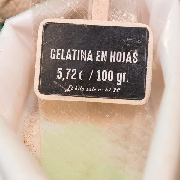 Gelatina en hojas a granel