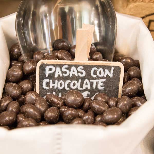 Pasas con chocolate a granel